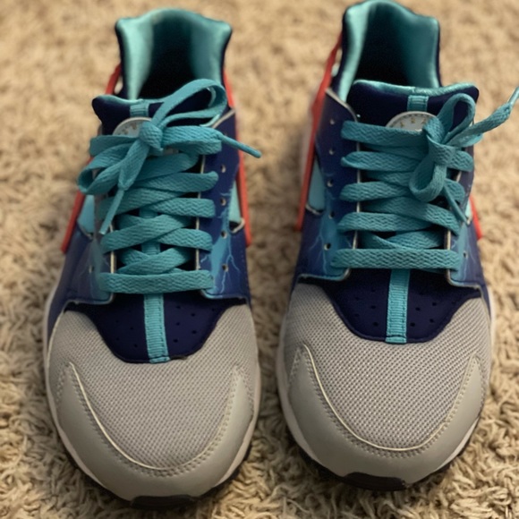 Nike Huarache size 7 youth - Picture 2 of 2